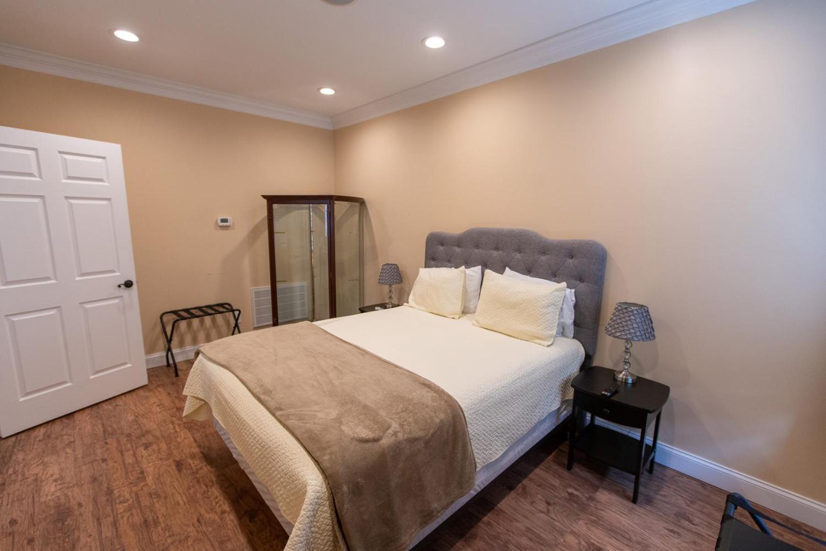 Howard'S Creek Inn White Sulphur Springs Buitenkant foto